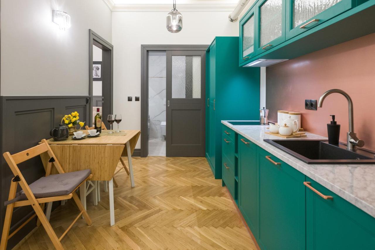 Luxury Apartment At The Main Square クラクフ エクステリア 写真